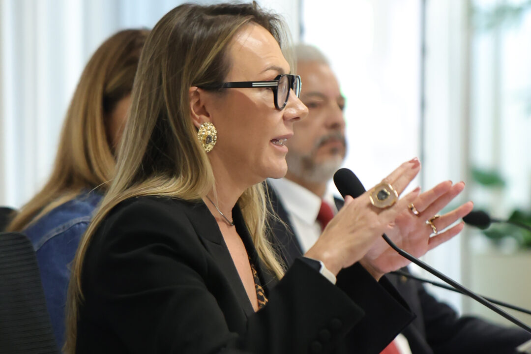 Marcia Alcazar representa a Seteco no 7º Congresso Codecon/SP sobre o futuro tributário