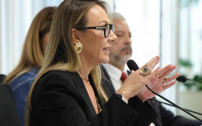 Marcia Alcazar representa a Seteco no 7º Congresso Codecon/SP sobre o futuro tributário